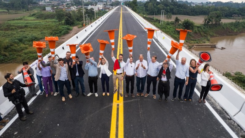 Inauguração da ponte sobre o Rio Forqueta na ERS-130